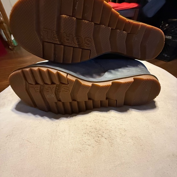 Women's Tan Ankle Boots - Picture 6 of 7